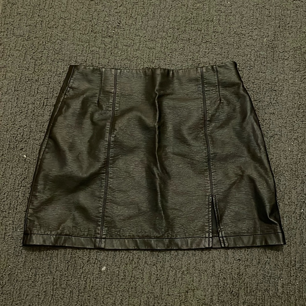 Leather Skirt, 12 (Large)